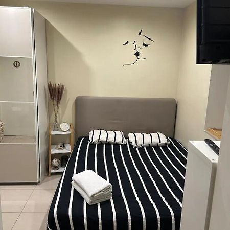 Appartement Spacieux Avec Terrasse Et Garage Prive Bruxelas Exterior foto